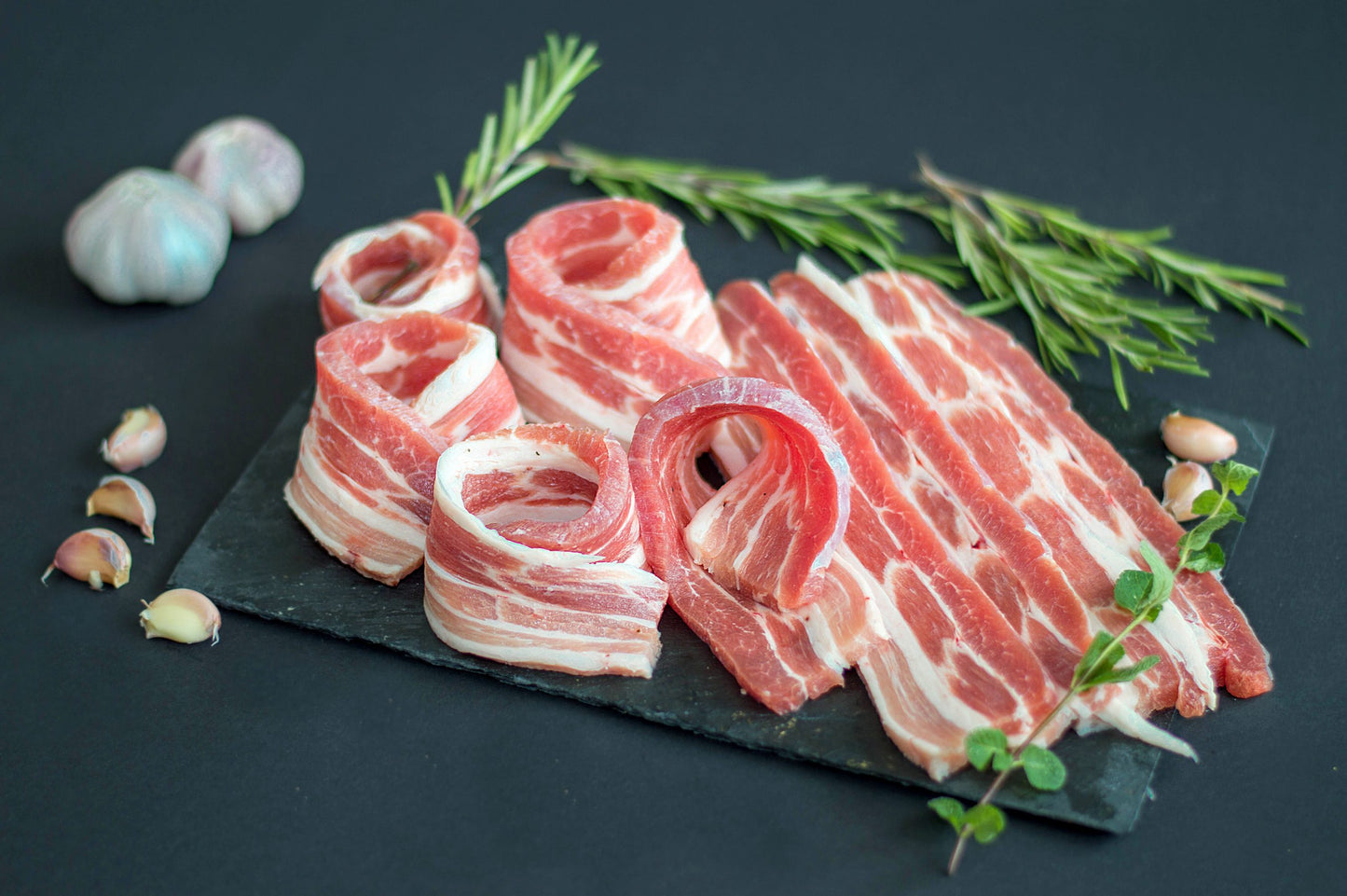 Свински Бекон Метика / 1Тарелка ~1 Кг/ Нарязан Ленти